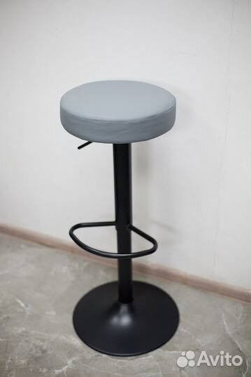 Барный стул