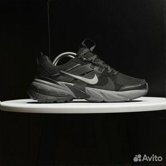 Кроссовки Nike V2K Run Runtekk dark