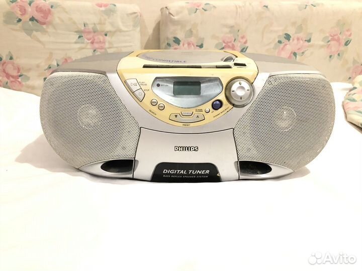 Магнитофон / Бумбокс