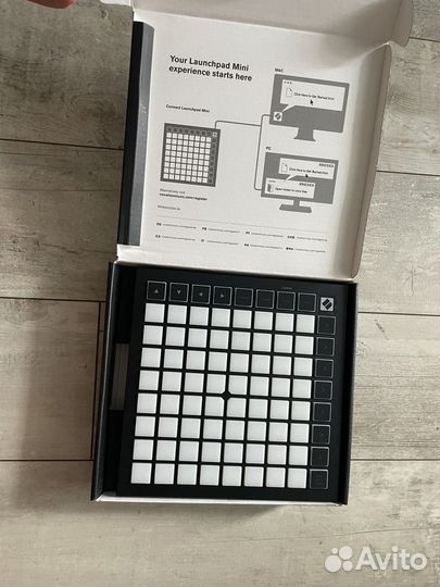 Novation Launchpad Mini MK3