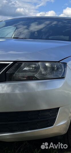 Фара на skoda rapid передняя левая