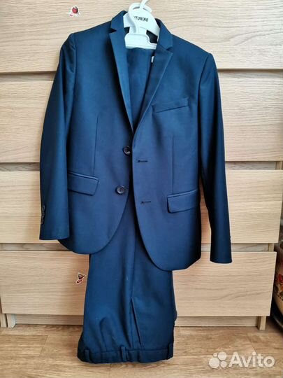 Костюм на мальчика,рубашки