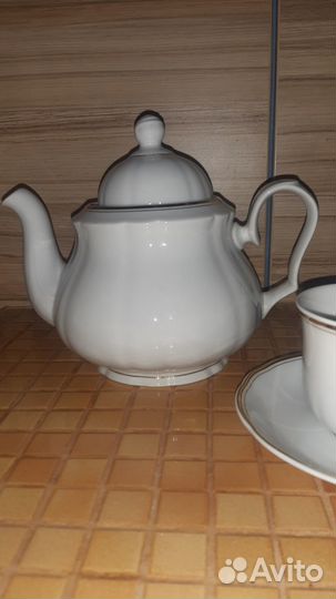 Чайник+молочник+чайная пара M&Z