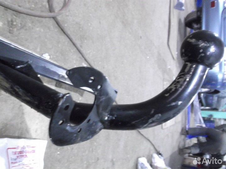 Фаркоп Daewoo Nexia седан 1995-2008