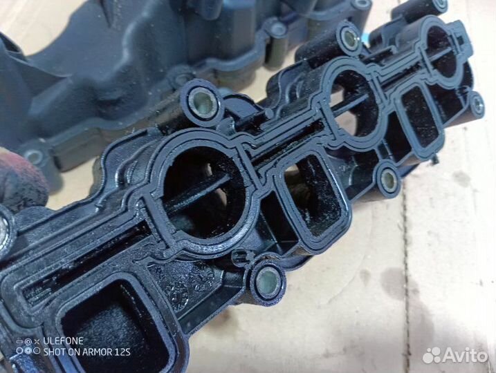 Впускной коллектор Audi Q7 4L 3.0 BUG 2007