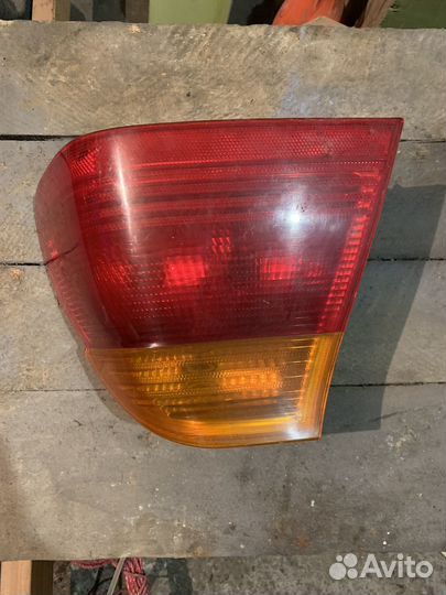 Фонарь задний правый BMW E46