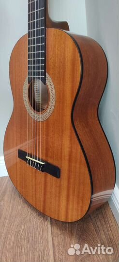 Акустическая гитара Greg Bennet