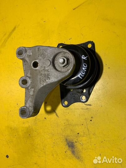 Опора двигателя правая Volkswagen Polo 2010-2018