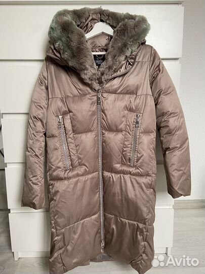 Пуховик зимний длинный женский