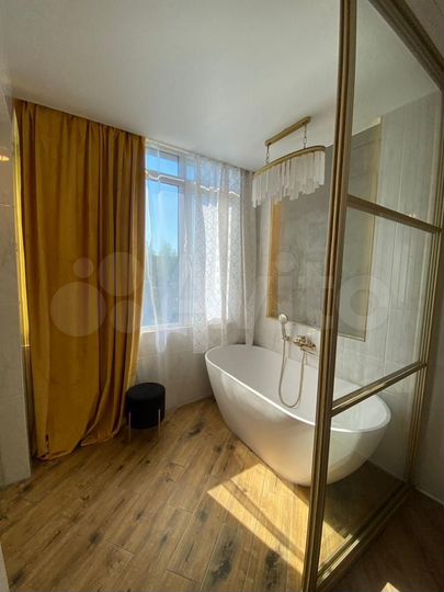 2-к. квартира, 45 м², 4/10 эт.