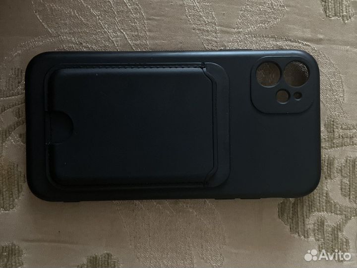 Чехол на iPhone 11