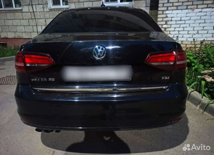 Накладка на крышку багажника Volkswagen Jetta