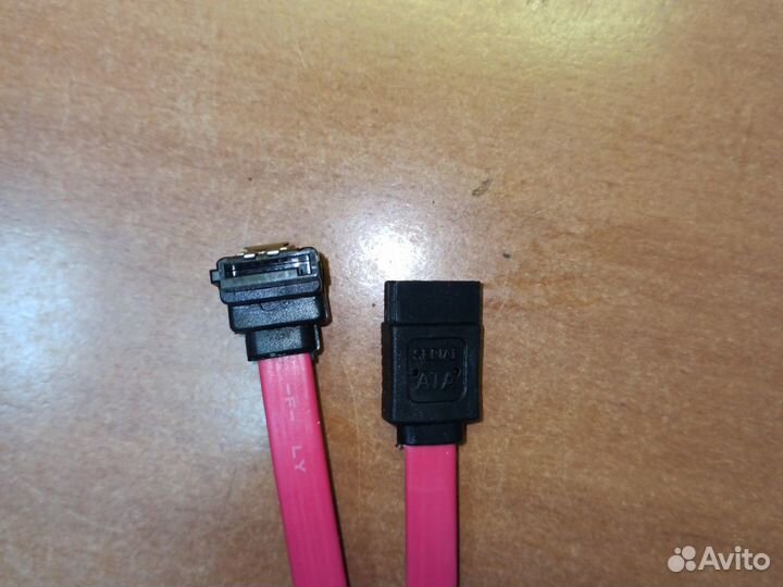 Шлейф SATA - SATA