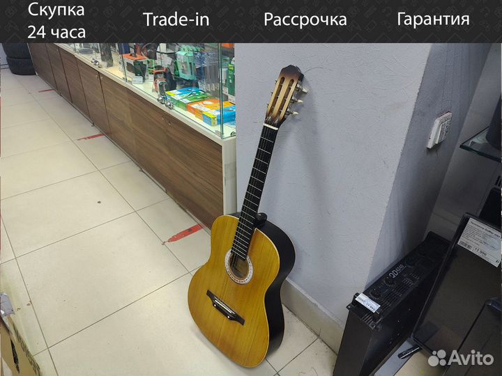 Гитара Амистар