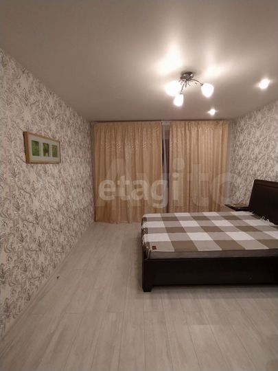 1-к. квартира, 38 м², 1/10 эт.