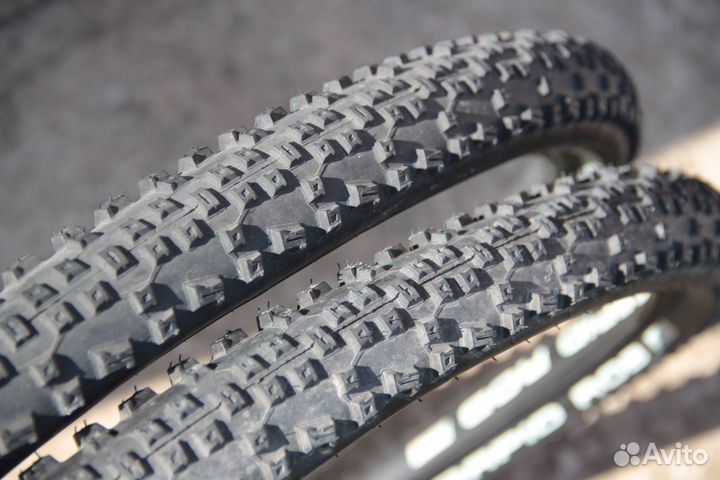 Покрышки Schwalbe Rapid Rob 29x2.25 нов