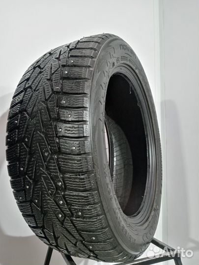 Nokian Tyres Hakkapeliitta 7 215/55 R17