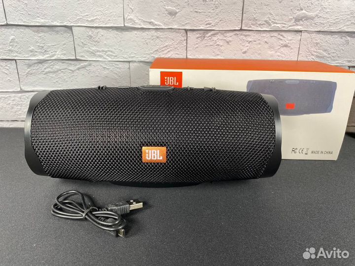 Колонка JBL charge 3