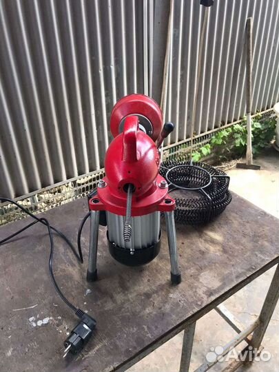 Машинка для прочистки канализации