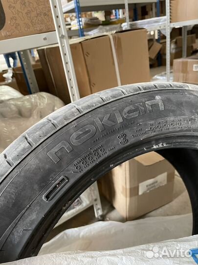Nokian Tyres Hakka Black 255/45 R18