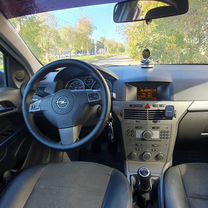 Opel Astra 2.0 MT, 2006, 300 000 км, с пробегом, цена 400 000 руб.