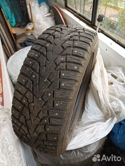 Maxxis ArcticTrekker NP3 225/55 R17