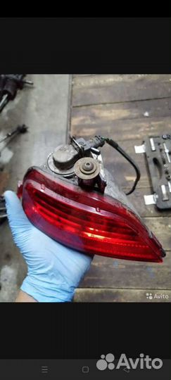 Задний противотуманный фонарь на бампер лагуна 3