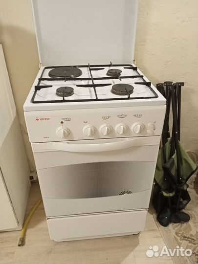 Газовая плита бу 3газовые конфорки 1 электрическая