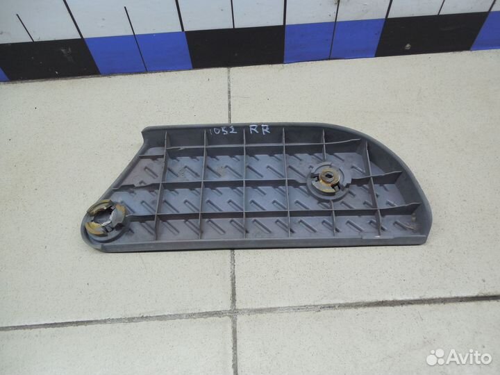 Накладка (кузов внутри) Land Cruiser (100) 1998-20