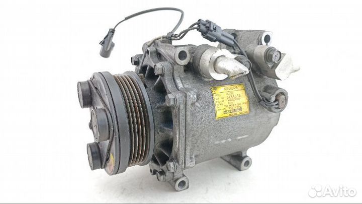 Компрессор кондиционера Mitsubishi Lancer Cedia