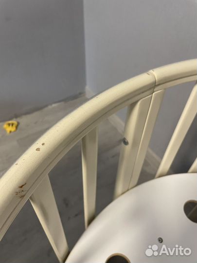 Кроватка детская круглая/овальная с маятником