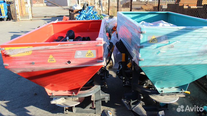 Разбрасыватель удобрений Agrohasat AHTC-1000, 2023