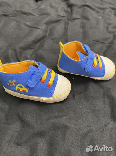 Первые кеды малыша 18 рр