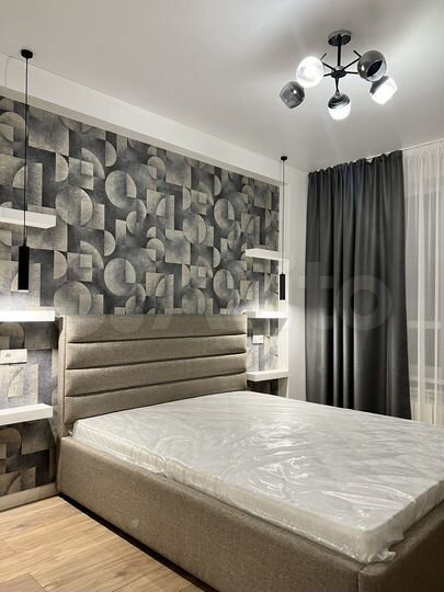 2-к. квартира, 57 м², 4/18 эт.