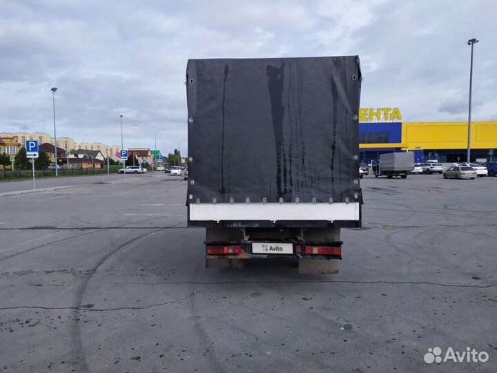 Nissan Cabstar, 2009