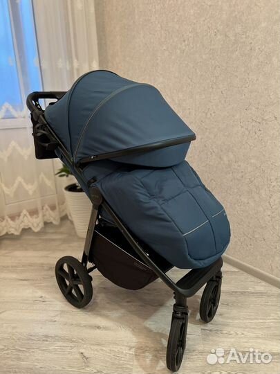 Коляска прогулочная Carrello Bravo plus