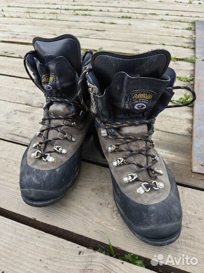 Альпинистские ботинки