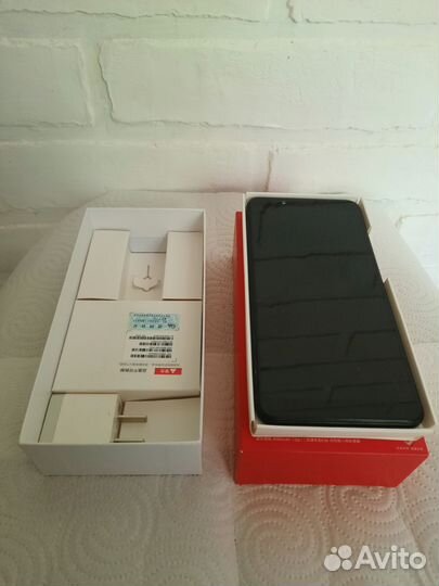 Xiaomi Redmi Note 5, 4/64 ГБ