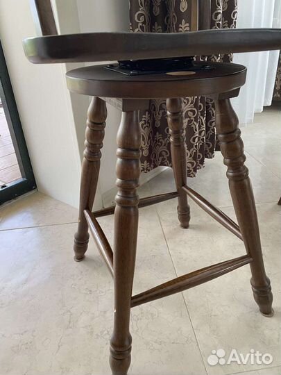 Барный стул дерево