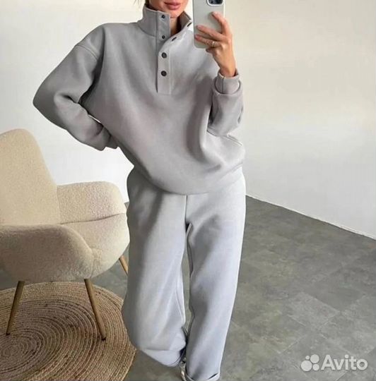 Спортивный костюм, женский