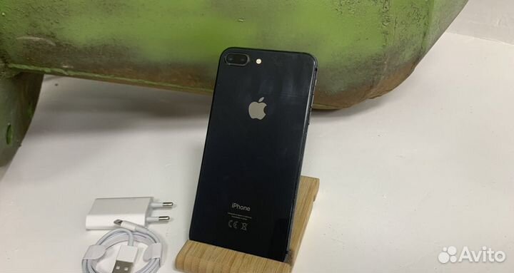 iPhone 8 Plus, 256 ГБ