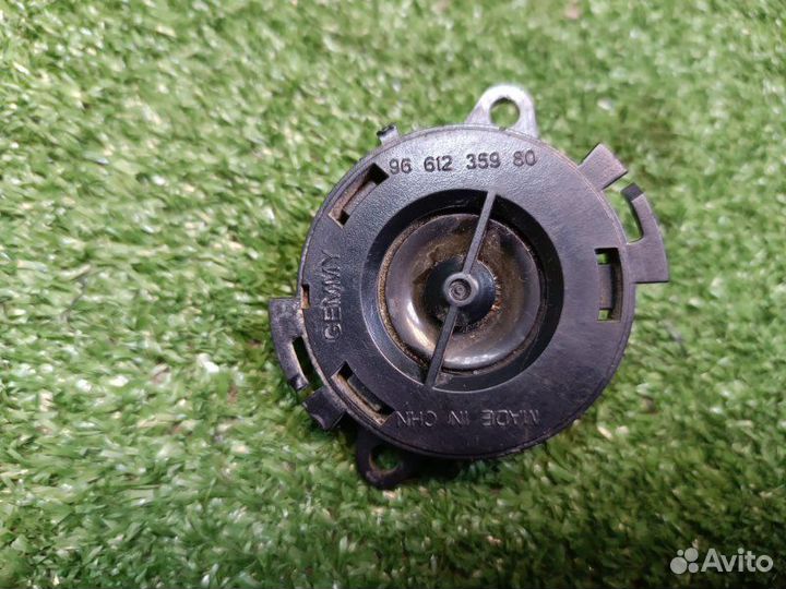 Динамик Peugeot 308 2007-2013