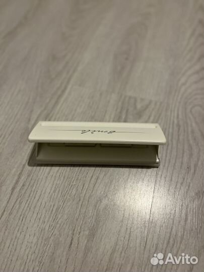 Дырокол 6 отверстий новый