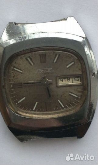 Наручные советские часы одним лотом