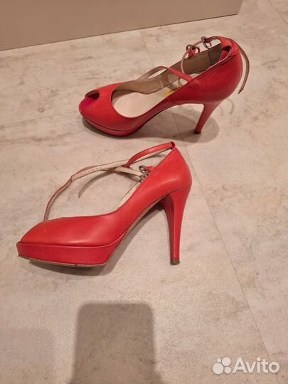 Босоножки женские 37-38 размер