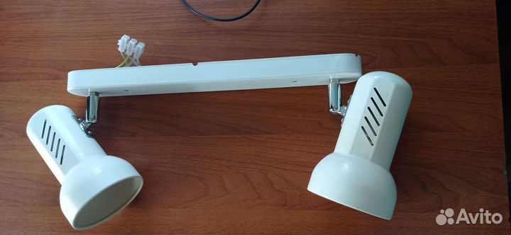 Светильник настенный спот