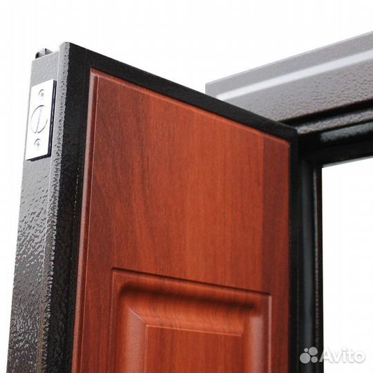 Стальная дверь