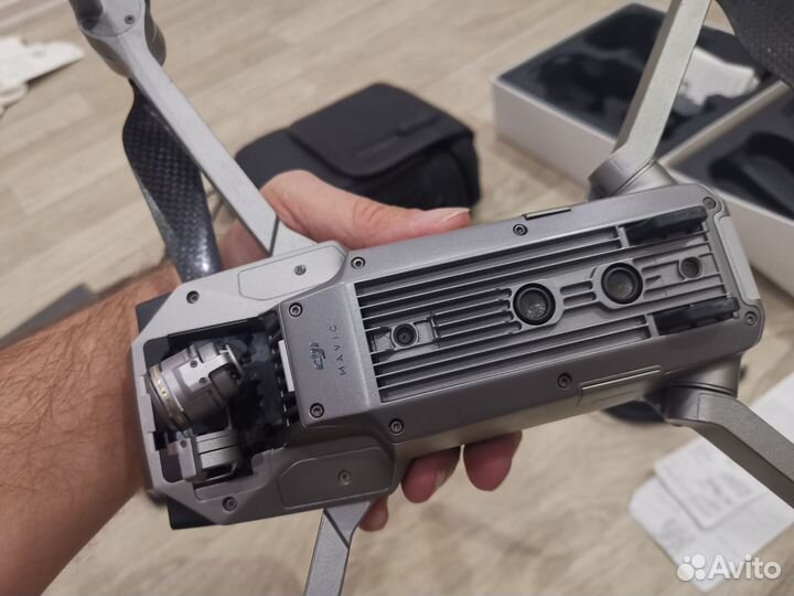 Квадрокоптер dji mavic pro platinum