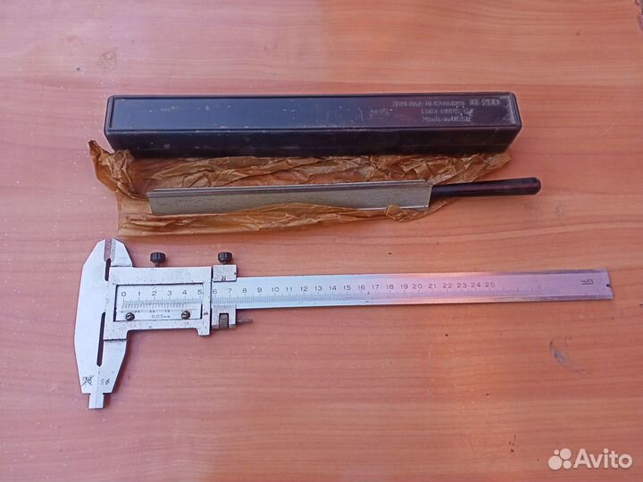 Продам штангенциркуль 250мм., микрометр мк 0 - 50м