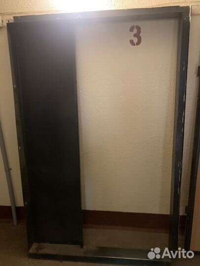 Дверь металлическая тамбурная